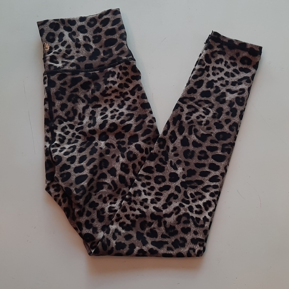 Spiritual Gangster size 12 medium leopard print leggings